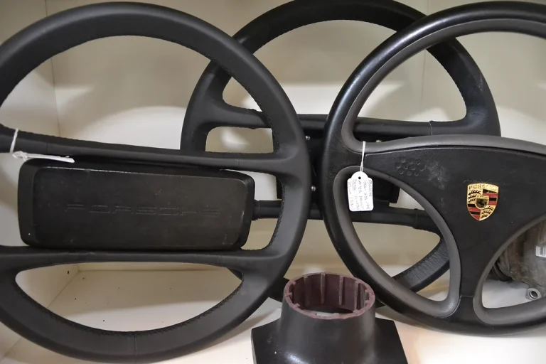 volanti porsche d'epoca