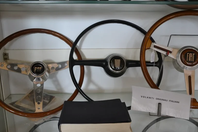 volanti originali auto storiche italiane